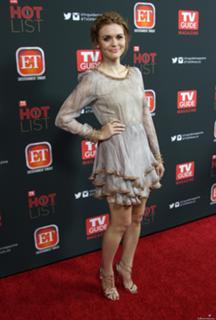 Holland Roden feet photo thumbnail