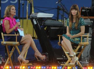 Amy Robach feet photo thumbnail