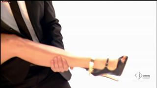 Ilary Blasi feet photo thumbnail