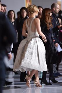 Jennifer Lawrence feet photo thumbnail