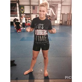 Paige VanZant feet photo thumbnail
