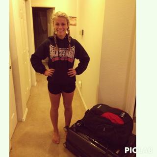 Paige VanZant feet photo thumbnail