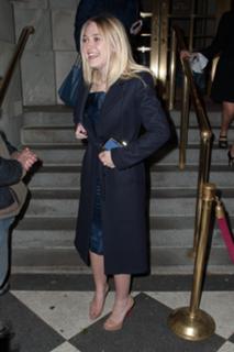 Dakota Fanning feet photo thumbnail