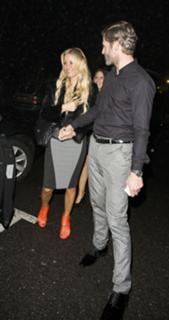 Denise Van Outen feet photo thumbnail