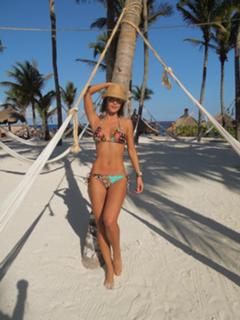 Carmen Villalobos feet photo thumbnail