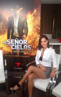 Carmen Villalobos feet photo thumbnail