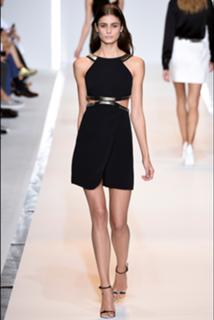 Taylor Hill feet photo thumbnail