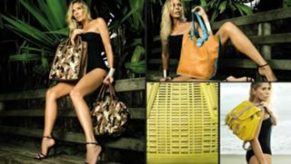 Adriane Galisteu feet photo thumbnail