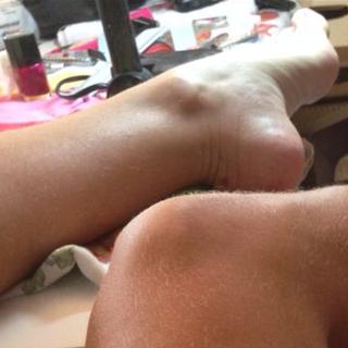 Franciely Freduzeski feet photo thumbnail
