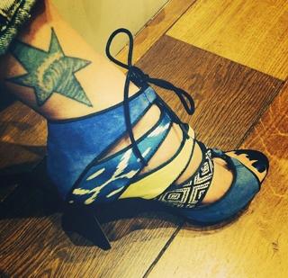 Fearne Cotton feet photo thumbnail