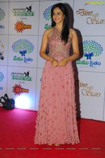 Rakul Preet Singh feet photo thumbnail