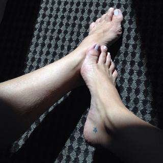 Franciely Freduzeski feet photo thumbnail