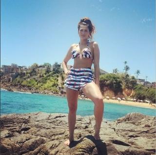 Lívia Andrade feet photo thumbnail