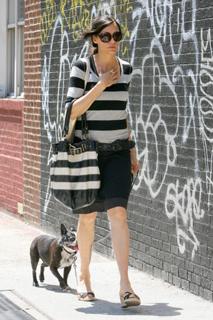 Famke Janssen feet photo thumbnail