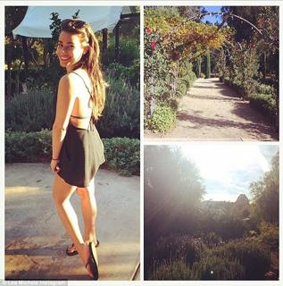 Lea Michele feet photo thumbnail