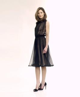 Michelle Monaghan feet photo thumbnail