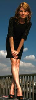 Jennifer Morrison feet photo thumbnail