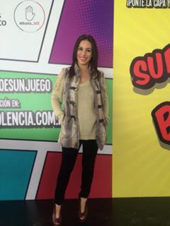 Claudia Lizaldi feet photo thumbnail