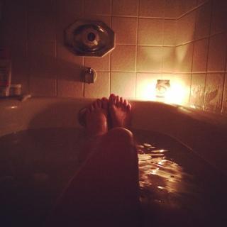 Paige VanZant feet photo thumbnail