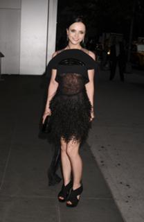 Christina Ricci feet photo thumbnail