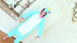 Brittani Taylor feet photo thumbnail