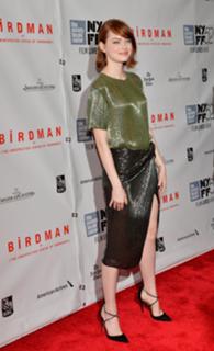 Emma Stone feet photo thumbnail