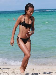 Karrueche Tran feet photo thumbnail