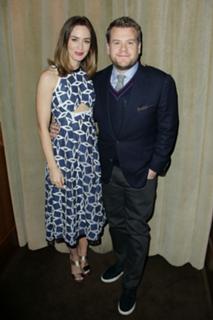 Emily Blunt feet photo thumbnail