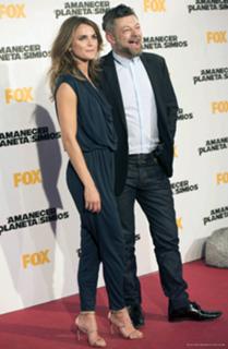 Keri Russell feet photo thumbnail