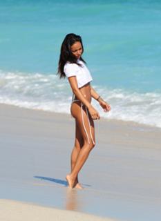 Karrueche Tran feet photo thumbnail
