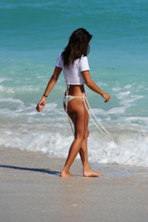Karrueche Tran feet photo thumbnail