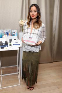 Jamie Chung feet photo thumbnail