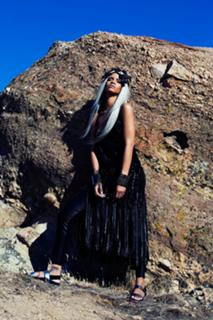 Rihanna feet photo thumbnail