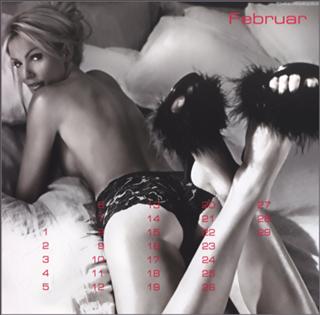 Sonya Kraus feet photo thumbnail