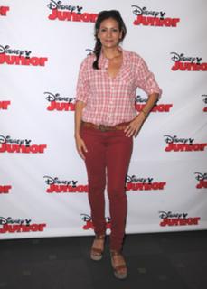Constance Marie feet photo thumbnail