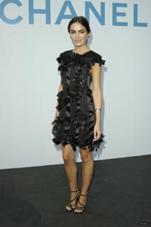 Camilla Belle feet photo thumbnail