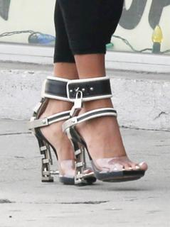 Karrueche Tran feet photo thumbnail