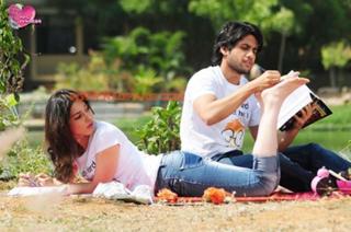 Tamannaah Bhatia feet photo thumbnail