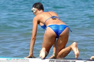 Nicole Murphy feet photo thumbnail