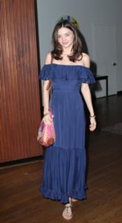 Miranda Kerr feet photo thumbnail