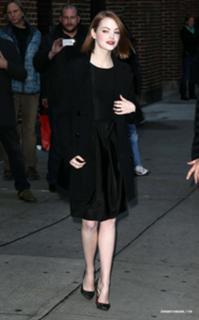 Emma Stone feet photo thumbnail