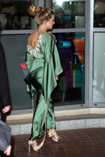 Kate Hudson feet photo thumbnail