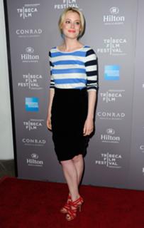 Gillian Jacobs feet photo thumbnail