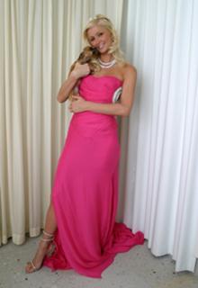 Paris Hilton feet photo thumbnail