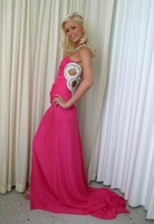 Paris Hilton feet photo thumbnail