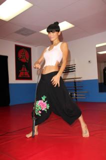 Bai Ling feet photo thumbnail