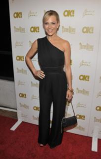 Julie Benz feet photo thumbnail