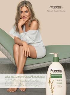 Jennifer Aniston feet photo thumbnail
