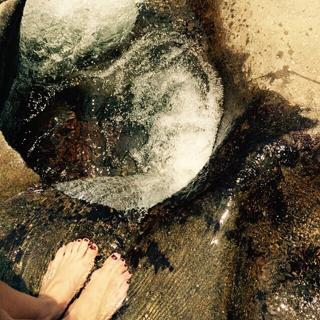 Paolla Oliveira feet photo thumbnail