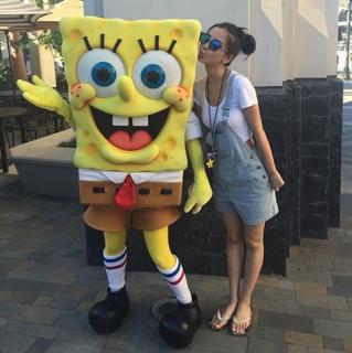 Angelababy feet photo thumbnail